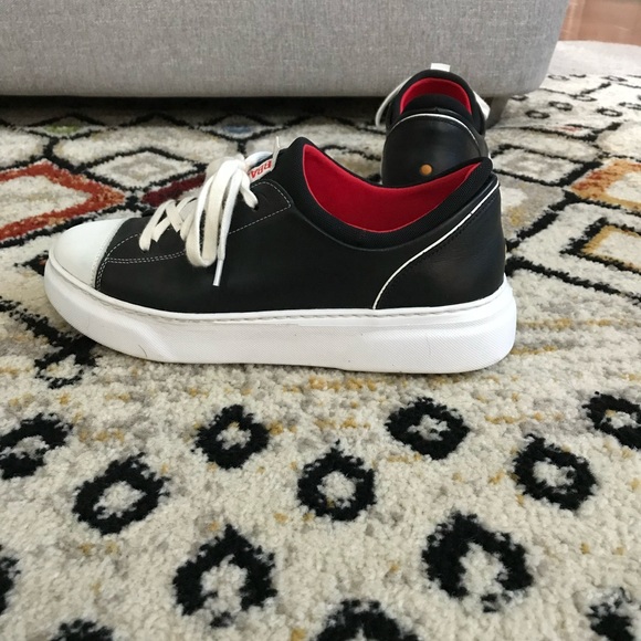 SAMUEL HUBBARD Flight Solo - Picture 2 of 11